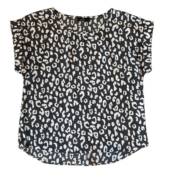 Women's APT. 9 Cheetah Print Short Sleeved‎ Blouse SZ L - Picture 1 of 5